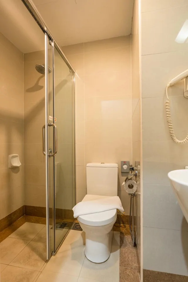 غرفة سوبيريور بسرير مزدوج، Tune Hotel Danga Bay 7/8