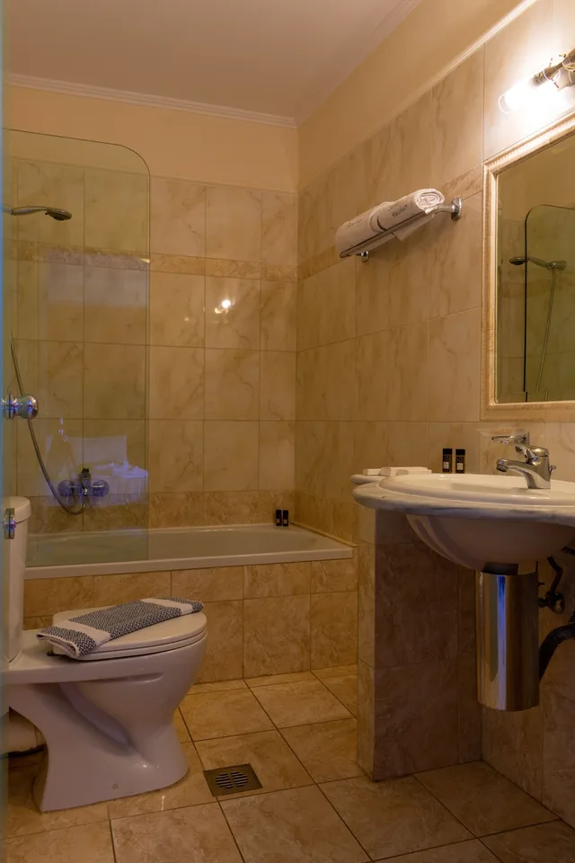 غرفة ثلاثية بسرير مزدوج وسرير فردي، Zante Pantheon Hotel 7/7