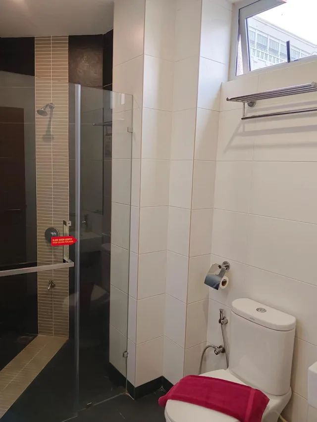 غرفة بريميير بسرير مزدوج أو سريرين منفصلين، Fuller Hotel 4/4