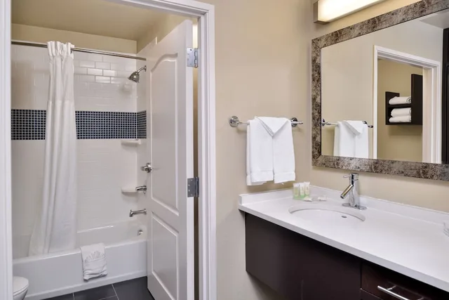 جناح بسريرين مزدوجين بغرفة نوم واحدة بمطبخ، Staybridge Suites San Antonio - Stone Oak 5/5