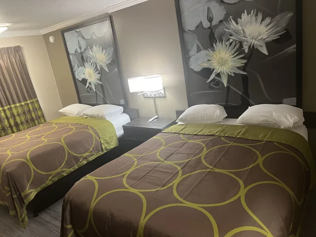 غرفة بسريرين مزدوجين للمدخنين، Super 8 by Wyndham Picayune 1/10