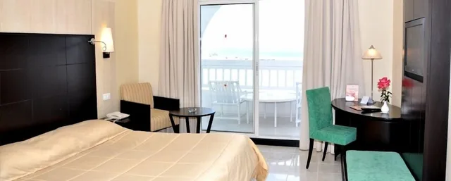 غرفة بسرير مزدوج بإطلالة على البحر، Hotel Aziza Thalasso Golf - Adults Only 5/9