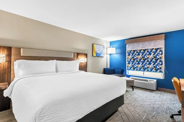 غرفة قياسية بسرير كينج، Holiday Inn Express Hotel And Suites Pauls Valley 2/4