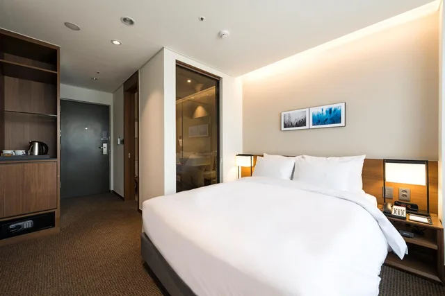 غرفة سوبيريور بسرير كينج، Ramada Encore By Wyndham Busan Haeundae 1/4