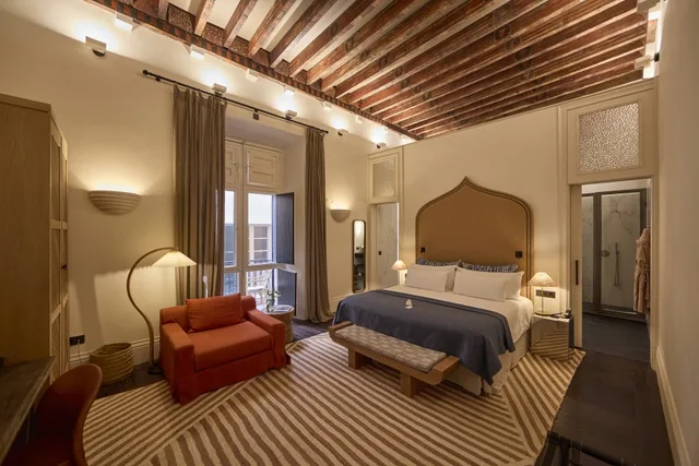 Signature, Grand, Essence, Suite، Puro Grand Hotel 1/3