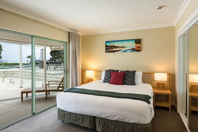 شقة تنفيذية بسريرين منفصلين وسريرين كينج بإطلالة على البحر بغرفتي نوم، Paihia Beach Resort And Spa 2/9