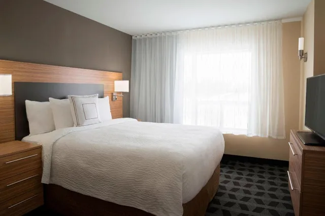 جناح بسرير كوين بغرفة نوم واحدة مع أريكة، Towneplace Suites Ottawa Kanata 1/7