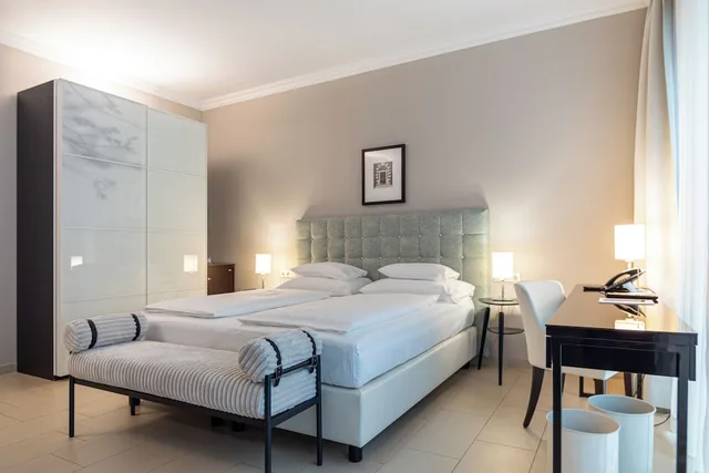 غرفة سوبيريور بسرير كينج بإطلالة على الحديقة مع أريكة، Hotel Spiess Spiess Appartement Pension 8/10