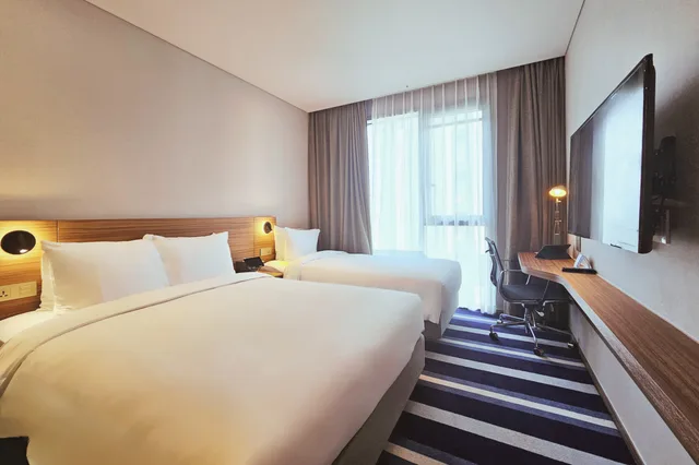 Walker, Family, Twin Beds، HOMES Stay Suwon 1/1
