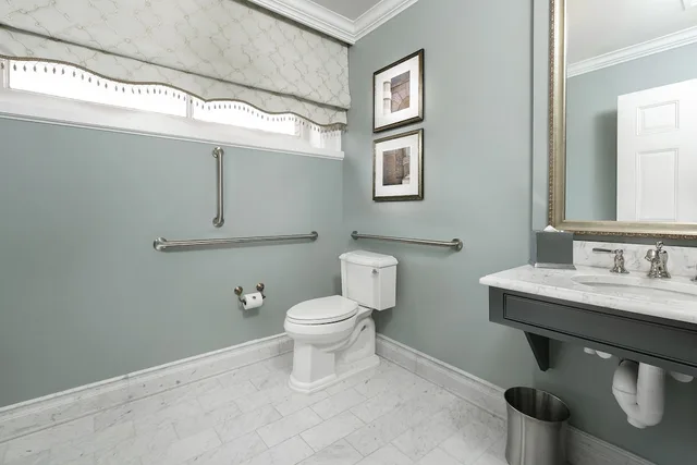 غرفة غراند بريميير بسرير كينج لذوي الإعاقة، The Jefferson Hotel Richmond 2/4