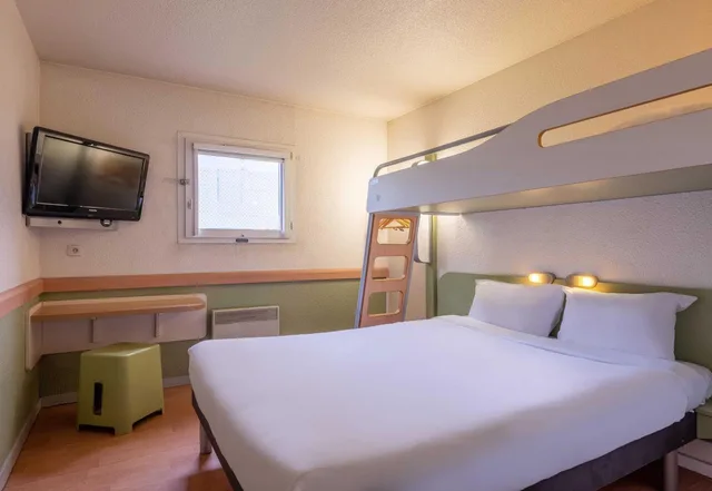غرفة ثلاثية، B&B Hotel Annemasse Est 1/8