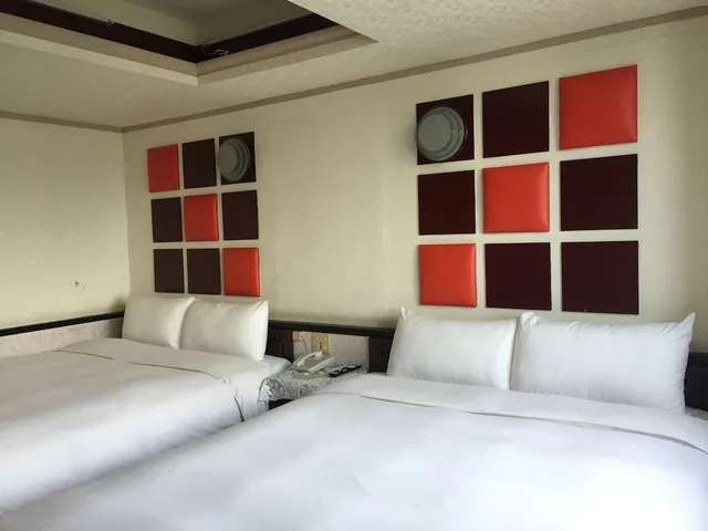 غرفة عائلية بسريرين مزدوجين، King Lo Tung Hotel 3/6