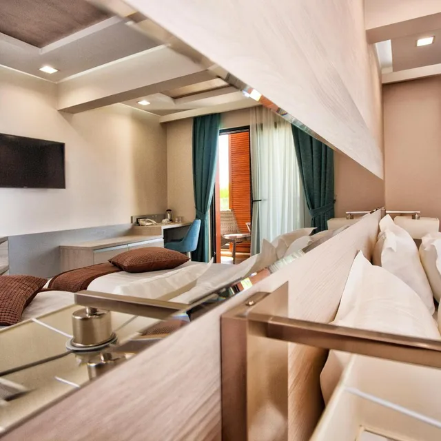 غرفة كومفورت بسرير مزدوج بشرفة، Hotel ACD Wellness and Spa 9/10