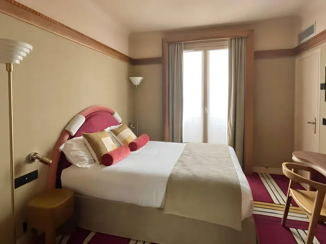 غرفة كلاسيكية بسرير مزدوج، Hotel Mercedes 6/10