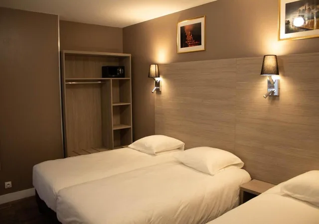 غرفة ثلاثية بسرير فردي بحمام خاص، Paris Rooms & Dreams Hotel 2/3