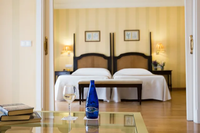 جناح جونيور مفرد، Hotel Jerez AQ35 3/7
