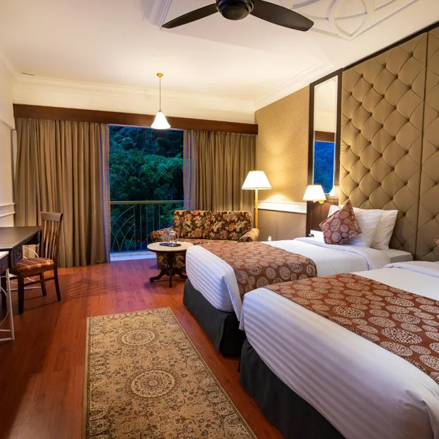 Pines Twin Room Garden View، Century Pines Resort 2/3