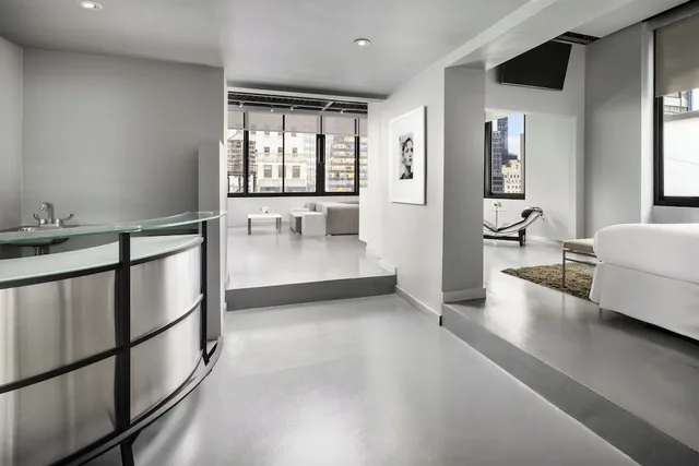 Penthouse Suite, King Bed، The Shoreham Hotel 2/4