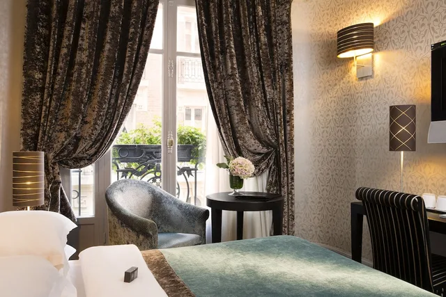 غرفة سوبيريور بسرير كوين، Hotel Ares 3/4