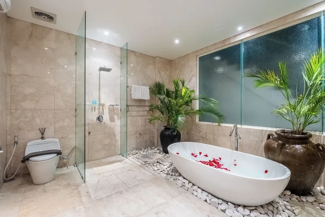 فيلا فاخرة بسريرين منفصلين وسريرين كينج بإطلالة على المسبح بـ4 غرف نوم للمدخنين، Aq Va Hotel And Villas 6/6