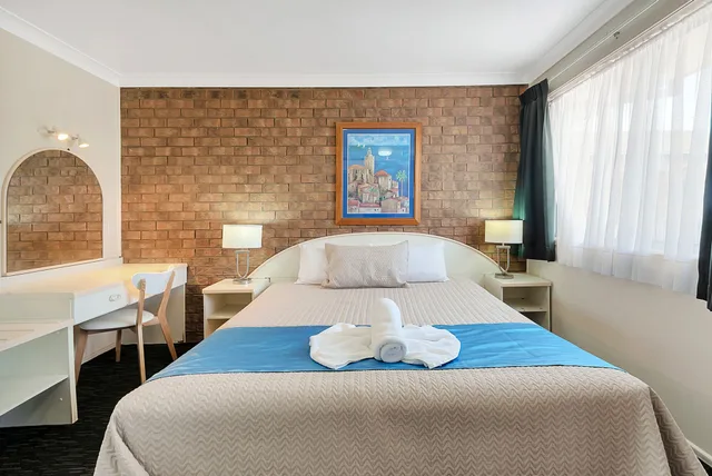 Spa, Standard, King Bed, Jetted Tub، Leichhardt Motor Inn 2/4