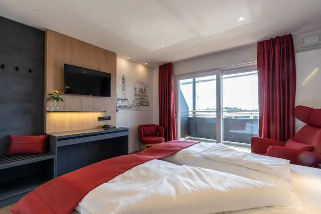 Standard, Twin Beds, Augsburg Hotel Sonnenhof 3/9