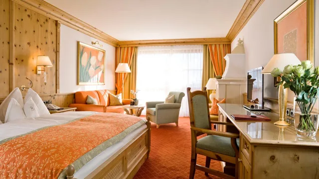 جناح جونيور بشرفة، Tirolerhof 2/9