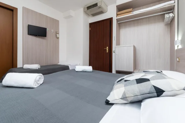 غرفة ثلاثية بسرير كوين وسرير فردي، Casa Betania 6/10