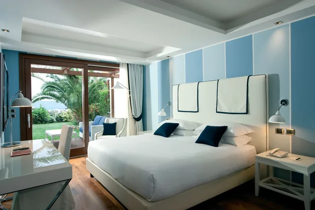 غرفة ديلوكس بسرير فردي بإطلالة على البحر بجاكوزي، La Plage Resort 3/4