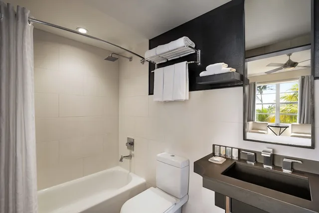 غرفة بسريرين منفصلين، Waldorf Towers South Beach 7/7