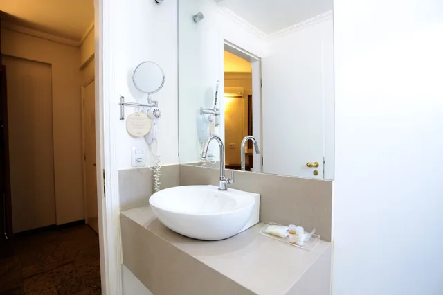 Standard, 2 Double Beds, Oasis Plaza 3/3