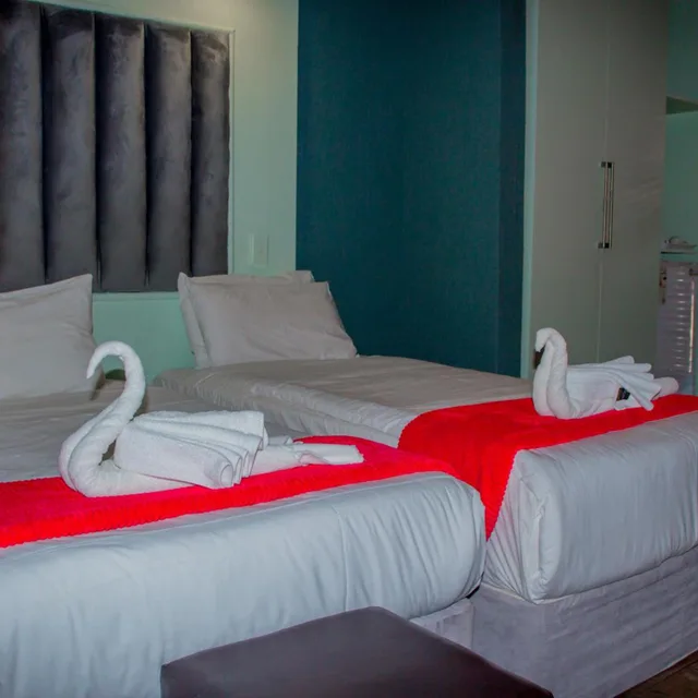 غرفة قياسية بسرير مزدوج، Jericho Hotel and Conferences 2/2
