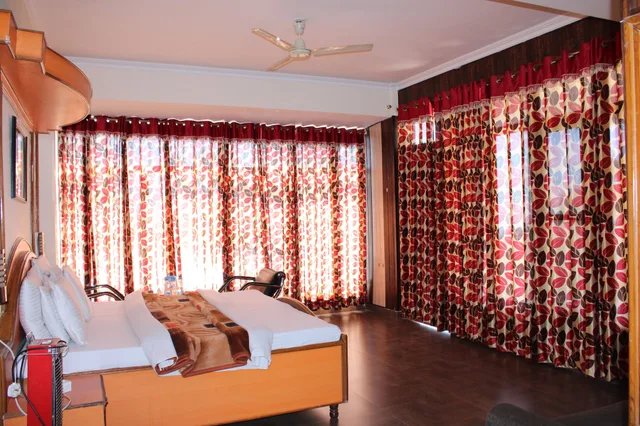 غرفة ديلوكس بغرفة نوم واحدة مفردة بسرير مزدوج، HOTEL PRESIDENT 3/10