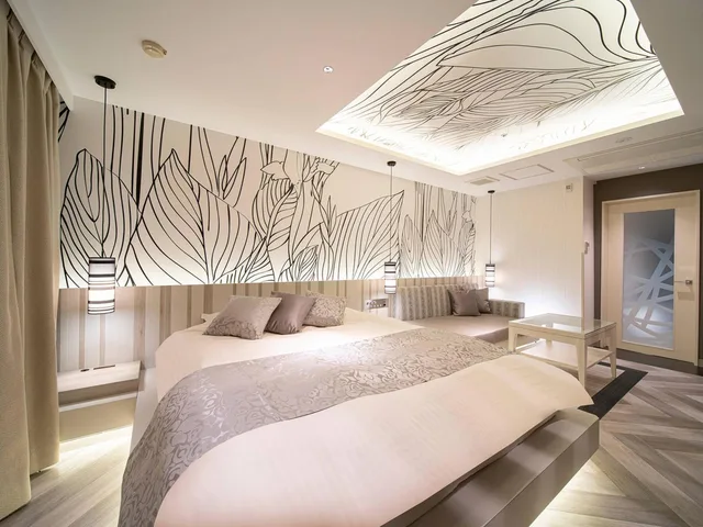 جناح، Kobe Leisure Hotel U's Koroen 4/8
