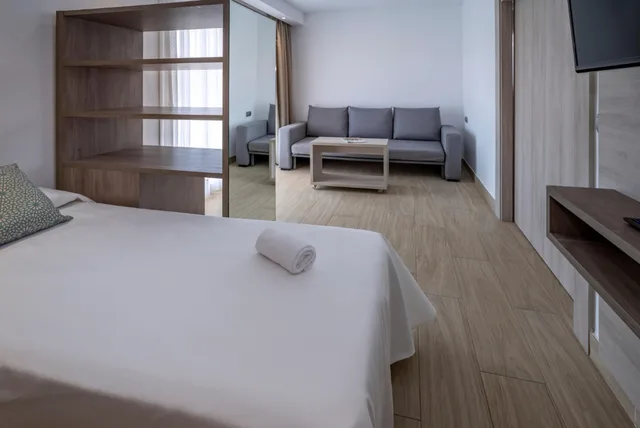 Junior Suite, Balcony or Terrace، 4R Salou Park Resort II 1/4