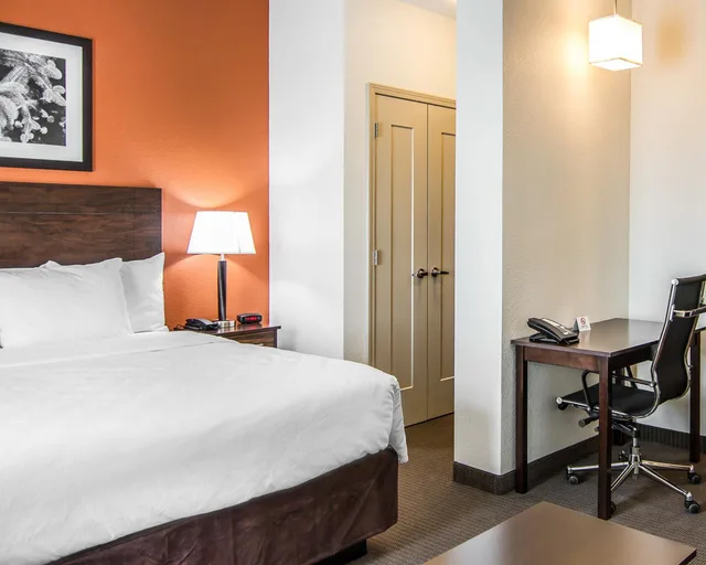 جناح بسريرين كوين بمطبخ لذوي الإعاقة، Mainstay Suites Lufkin 2/8