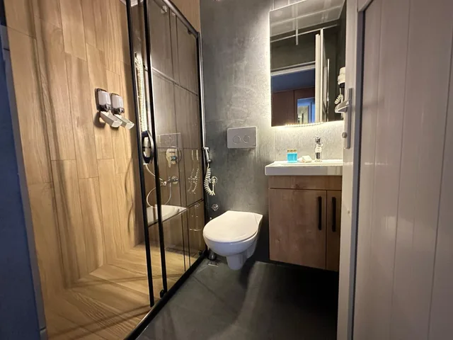 غرفة رباعية بإطلالة على الجبل، Butik Inceli Hotel 8/8