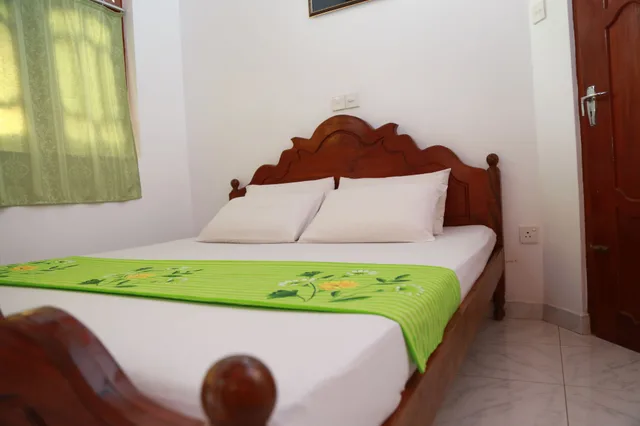 غرفة ديلوكس بسرير كينج، Sumal Villa 1/4