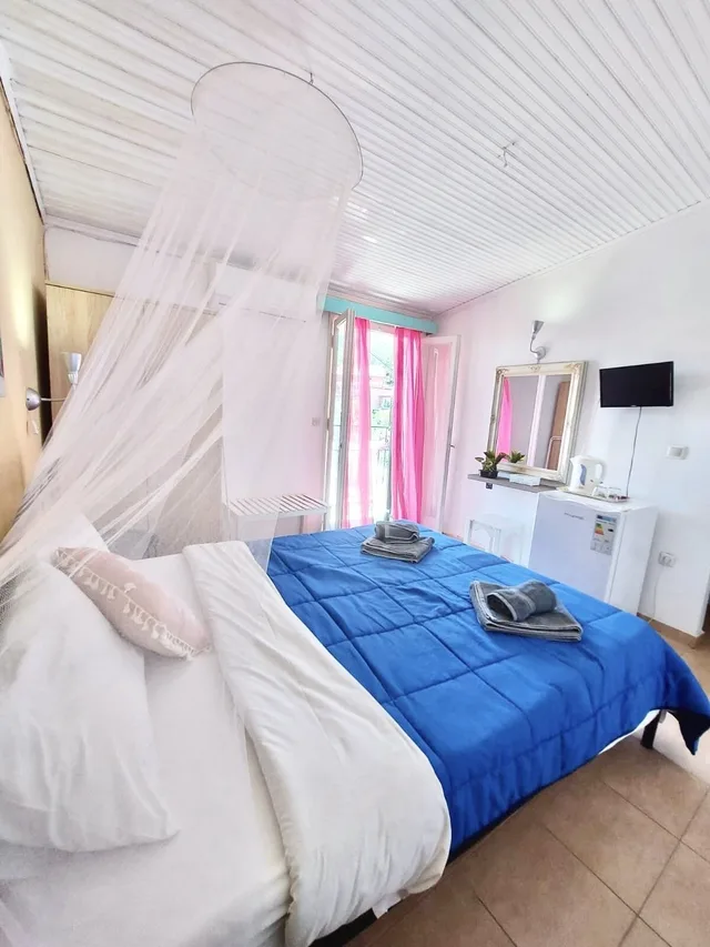 غرفة قياسية بسرير مزدوج، Avra Budget Beach Hotel 1/10