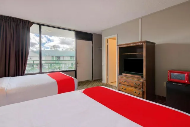 غرفة بسريرين كوين، Rise Inn by OYO GA US-441 3/8