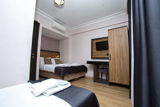جناح، COMFORT HOTEL TAKSIM 3/10