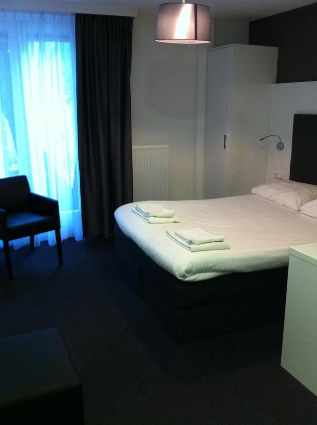 غرفة بسرير مزدوج في الملحق، Hotel Vossius Vondelpark 5/10