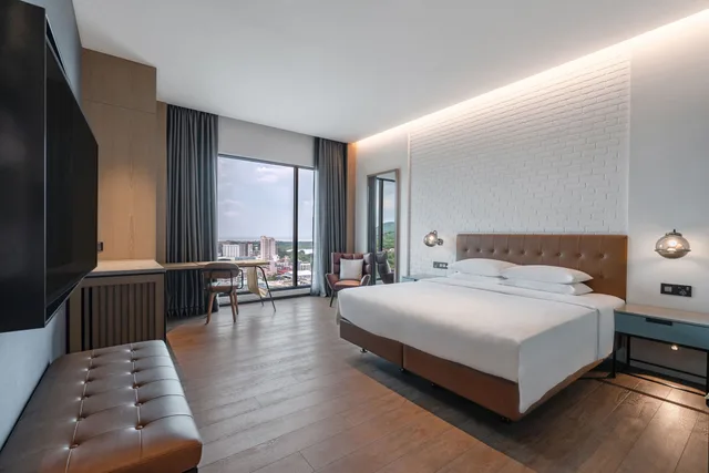 غرفة سوبيريور بسرير كينج، Four Points by Sheraton Taipei Bali 1/2