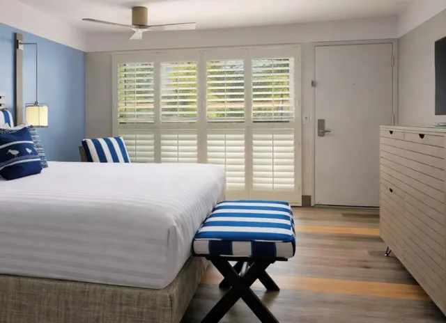 جناح بسرير كينج يُسمح فيها بالحيوانات الأليفة، Inn At Morro Bay 3/5