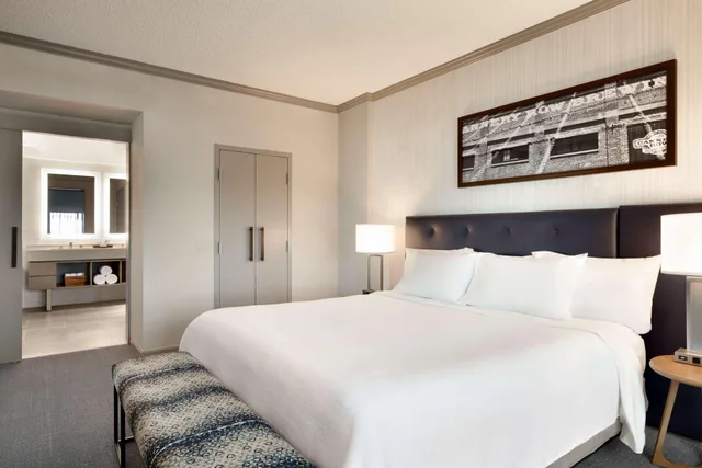 جناح رئاسي بسرير كينج بغرفتين، Embassy Suites by Hilton Monterey Bay Seaside 1/5