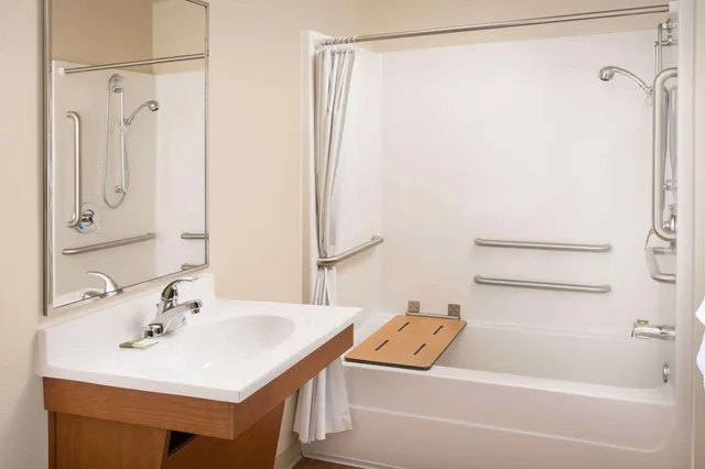 غرفة قياسية بسريرين مزدوجين، WoodSpring Suites Murfreesboro 4/4