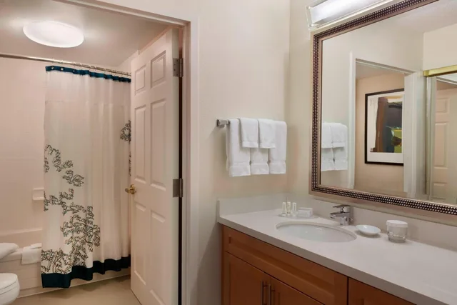 جناح بغرفتي نوم مع أريكة، Residence Inn By Marriott Toronto Markham 3/4