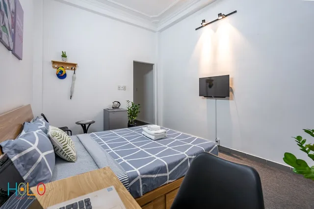 غرفة قياسية بسرير كوين بحوض استحمام، Holo Fairy House Saigon Homestay - Adult Only 2/6