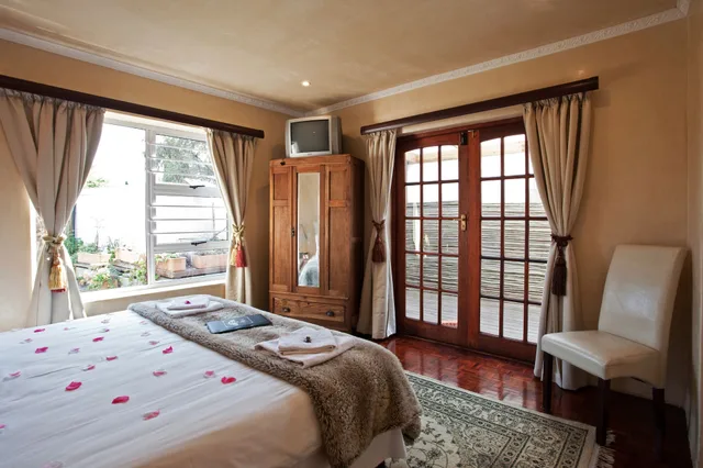 Room, Twin Beds, Terrace, Goblin S Mead 5/10