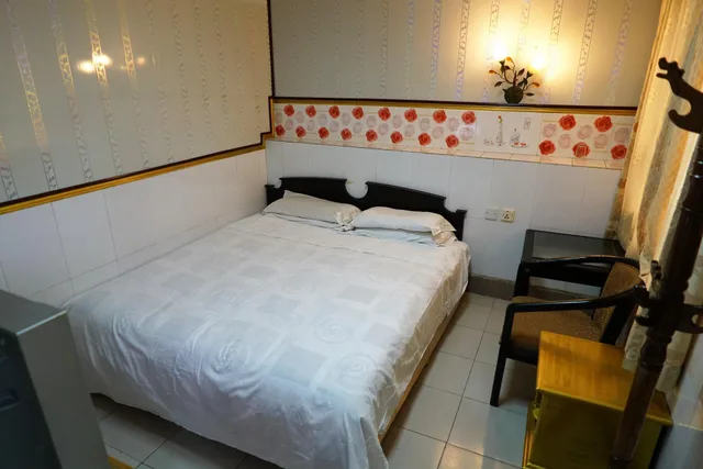 غرفة مفردة، Villa Universal 1/2